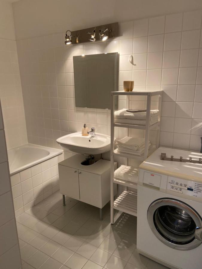 Bright Apartment With A Free Parking Garage @ Wienerberg Viena Exterior foto