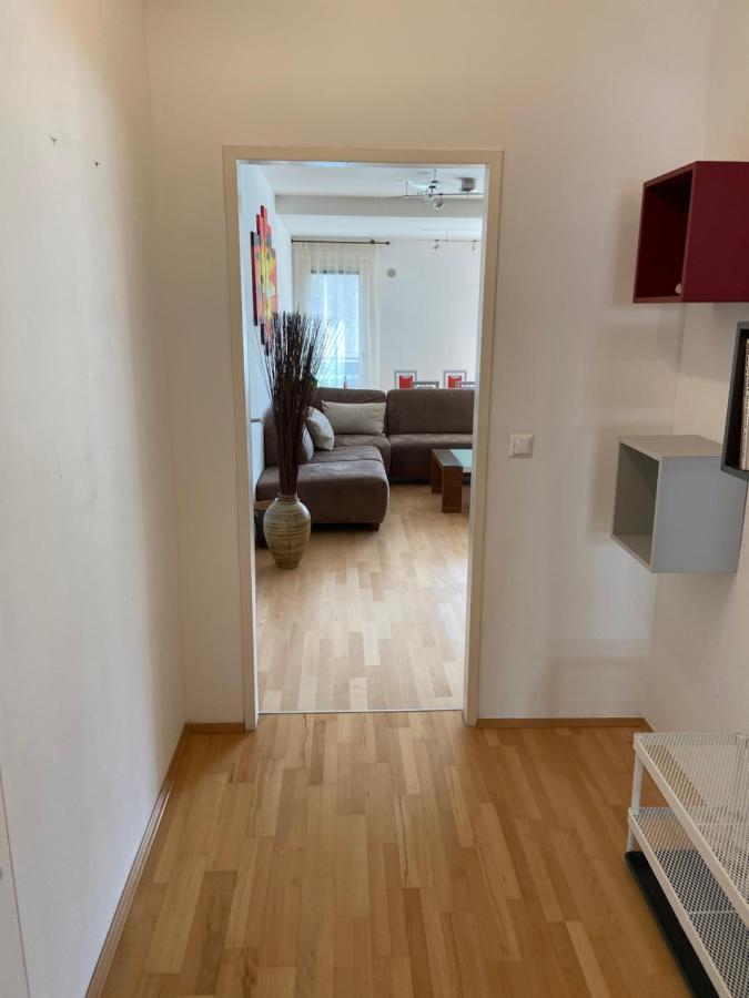 Bright Apartment With A Free Parking Garage @ Wienerberg Viena Exterior foto