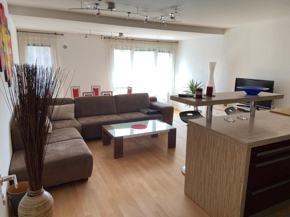 Bright Apartment With A Free Parking Garage @ Wienerberg Viena Exterior foto